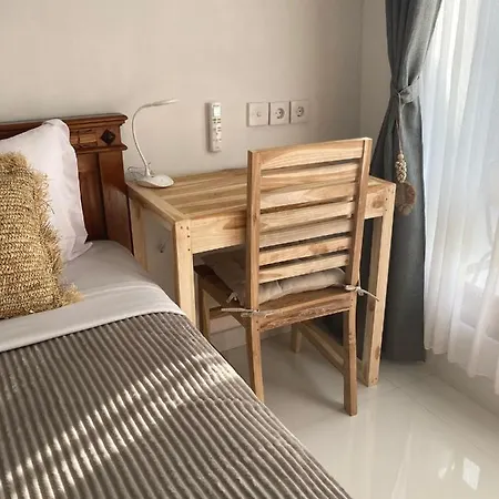 Villa Iris Homestay Uluwatu Exterior foto