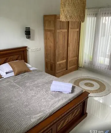 Villa Iris Homestay Uluwatu Exterior foto